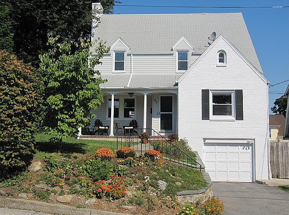 1st image of 34 Lee Ave