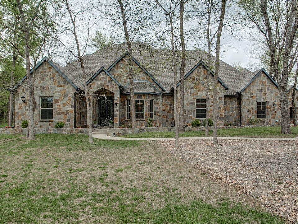 1st image of 5415 Valley Oak Ct