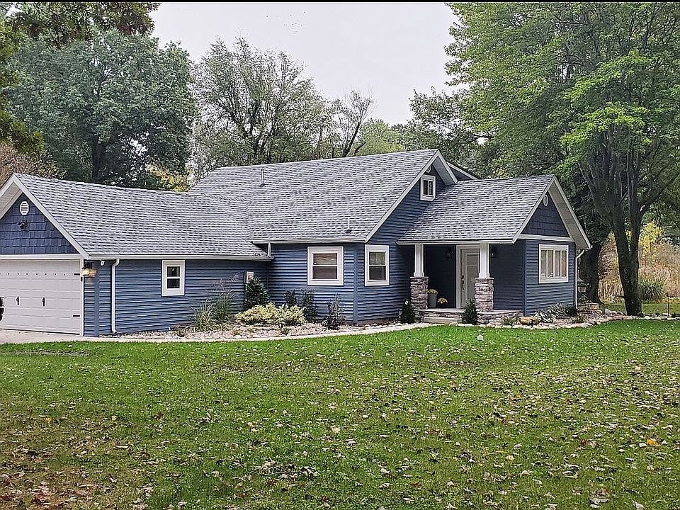 1st image of 25121 Raymond Ave