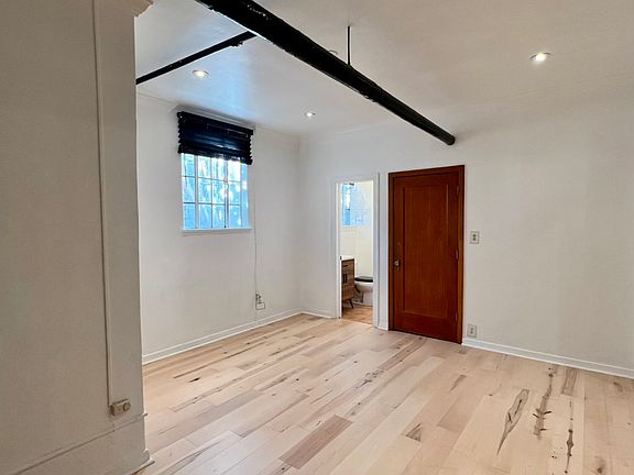 3rd image of 364 S Cloverdale Ave #B2