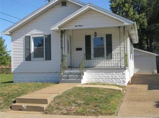 815 24th St, Granite City, IL 62040