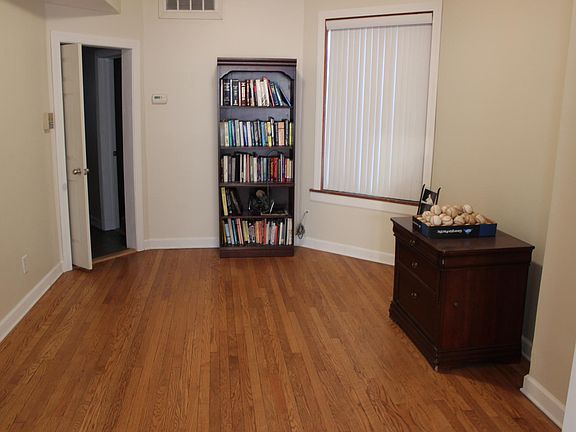 4th image of 3741 N Ashland Ave APT 1