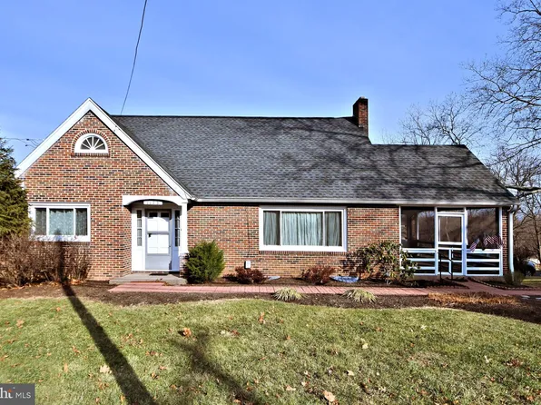 1175 E Schuylkill Rd, Pottstown, PA 19465