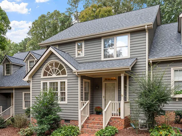 108 Loch Bend Ln, Cary, NC 27518