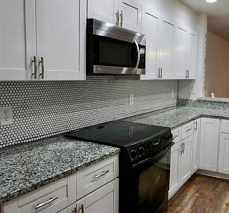2nd image of 3717 Lilac Ln