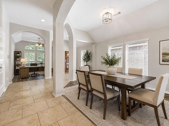 3rd image of 27407 Gatlin Ln
