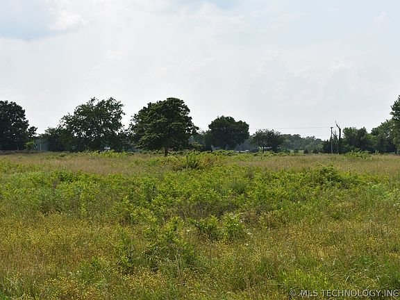 3rd image of 0 E 660th Rd