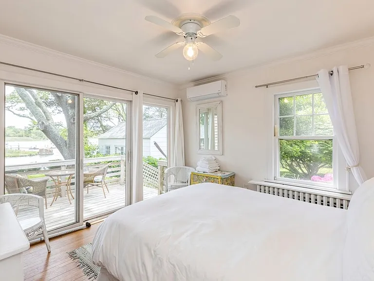 64 Towd Point Rd — Photo 4