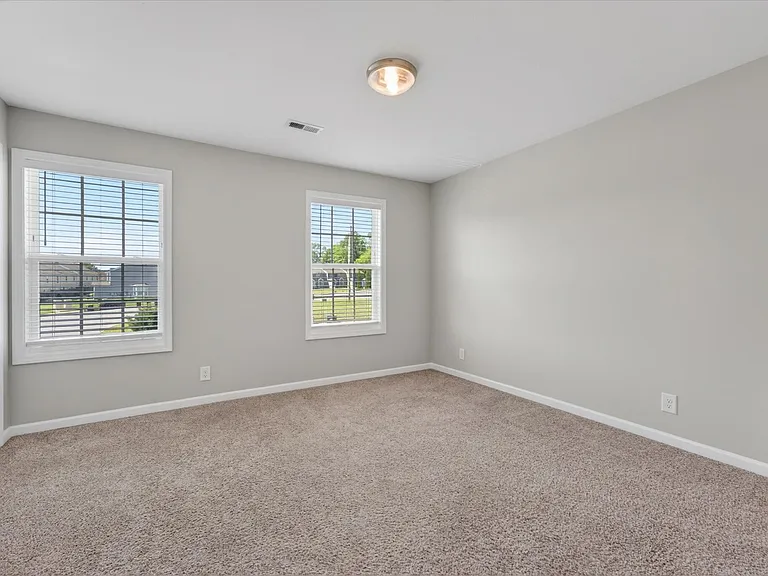 645 Stowe Ct #L — Photo 26
