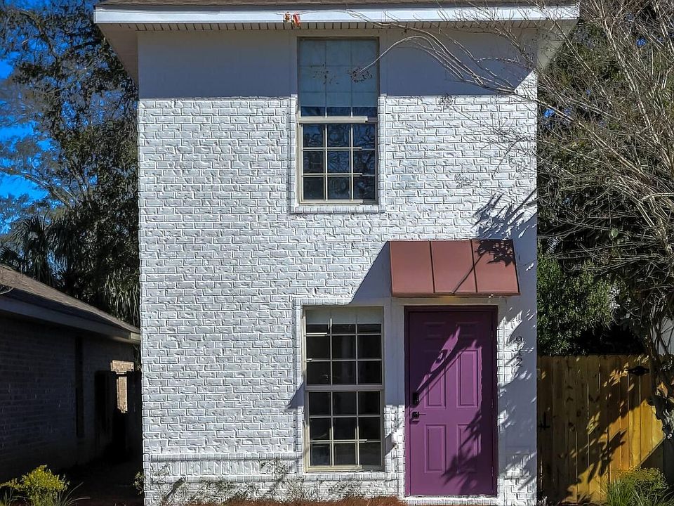 1st image of 912 N 7th Ave