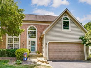 410 Woodside Meadows Pl, Columbus, OH 43230