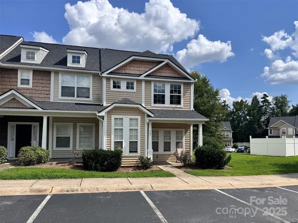 347 Hancock Union Ln, Rock Hill, SC 29732