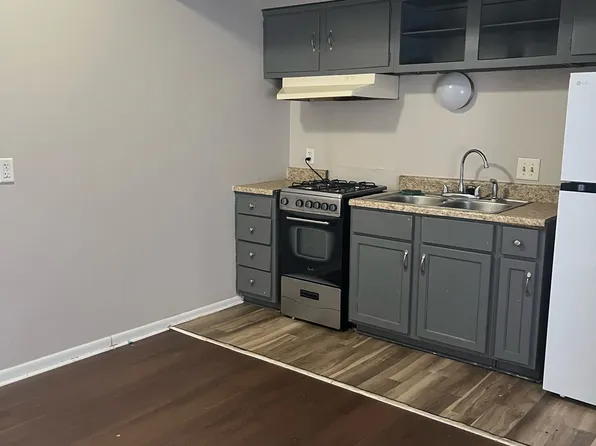 4524 Lafayette Ave APT 10, Omaha, NE 68132