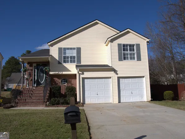 5718 Hidden Brook Cir, College Park, GA 30349