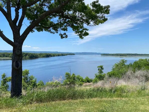 710 2nd Ave N #1, Onalaska, WI 54650