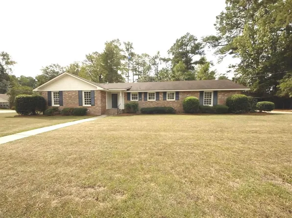1224 Meadowood Rd, Columbia, MS 39429