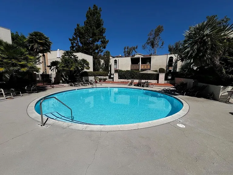 4891 Collwood Blvd #A — Photo 24