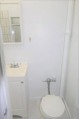 Rented by Green Home NY Realty LLC | media 9