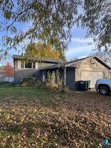 5705 W 56th St, Sioux Falls, SD, 57106