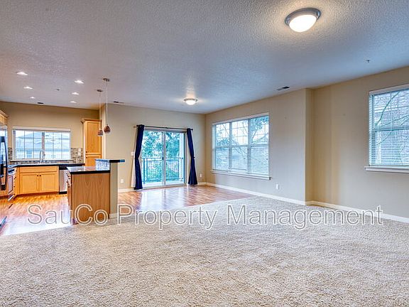 4th image of 8712 NE Delamere Way