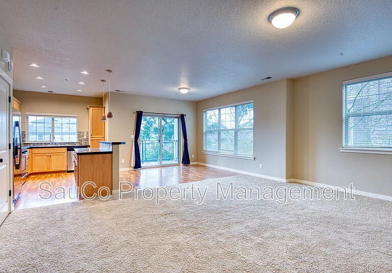 8712 NE Delamere Way — Photo 4