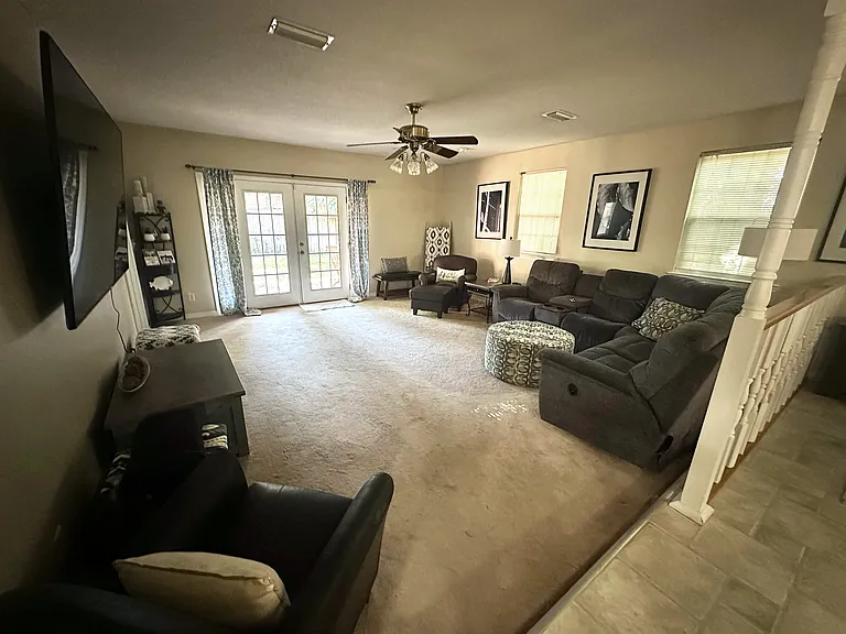 2908 E Jackson St — Photo 17