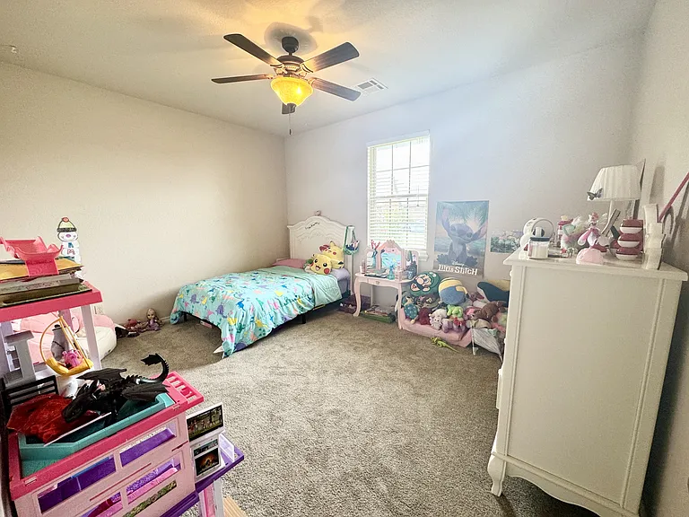 708 Cougar Ln — Photo 17