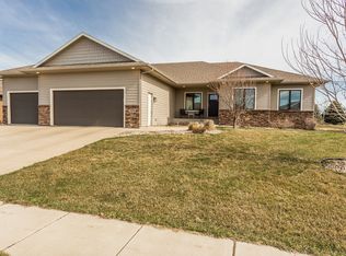 2908 W 90th St, Sioux Falls, SD 57108