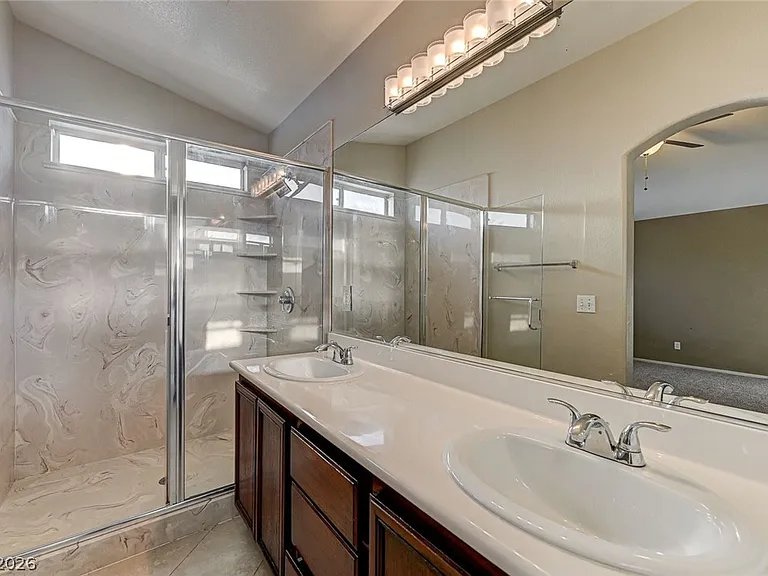 317 Greenleaf Glen St — Photo 37