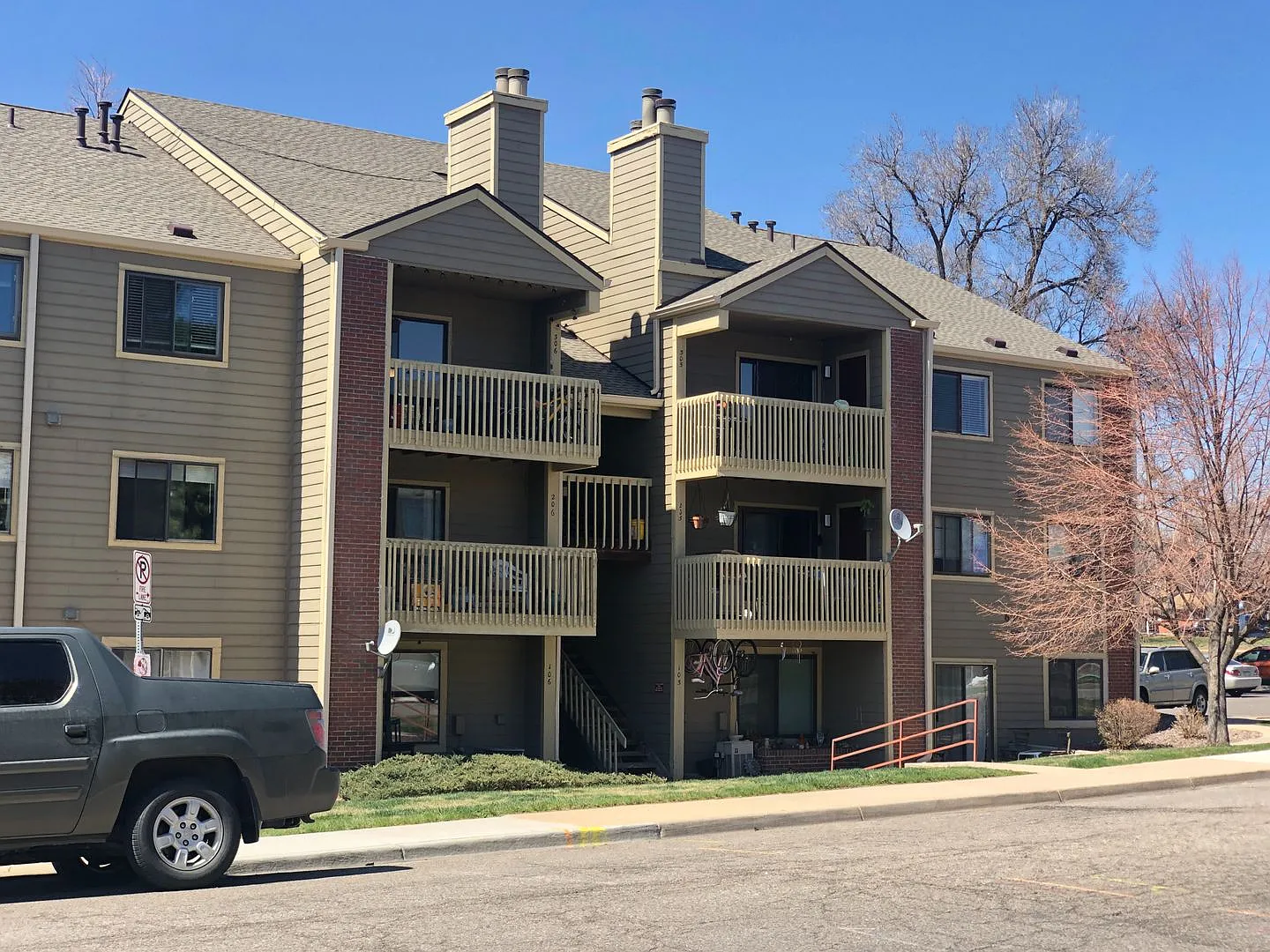 2 bed/2 bath condo in Arvada — Photo 2
