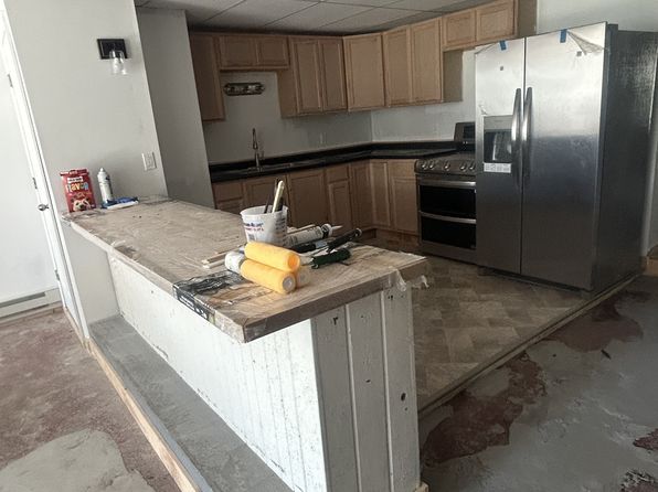 3678 Main St APT 10