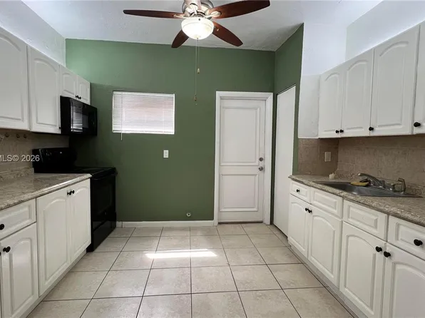 113 NW 35th St #113, Miami, FL 33127