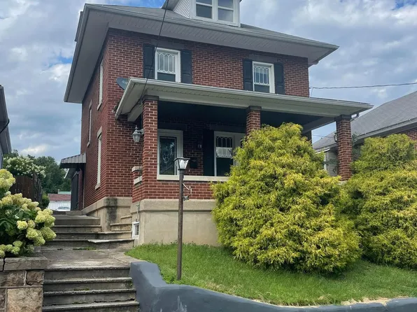 54 N Pine St, Lewistown, PA 17044
