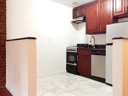 Rented by AJ Clarke | media 5