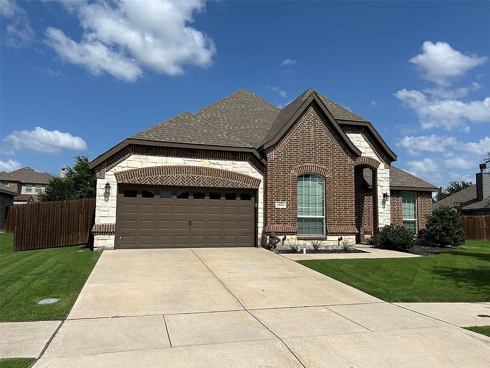 1st image of 1566 Country Crest Dr