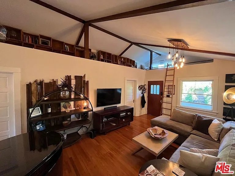 1315 N McCadden Pl — Photo 9