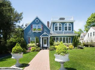 860 Humphrey St, Swampscott, MA 01907