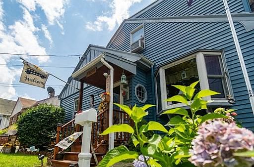 1st image of 22 Holly Ave