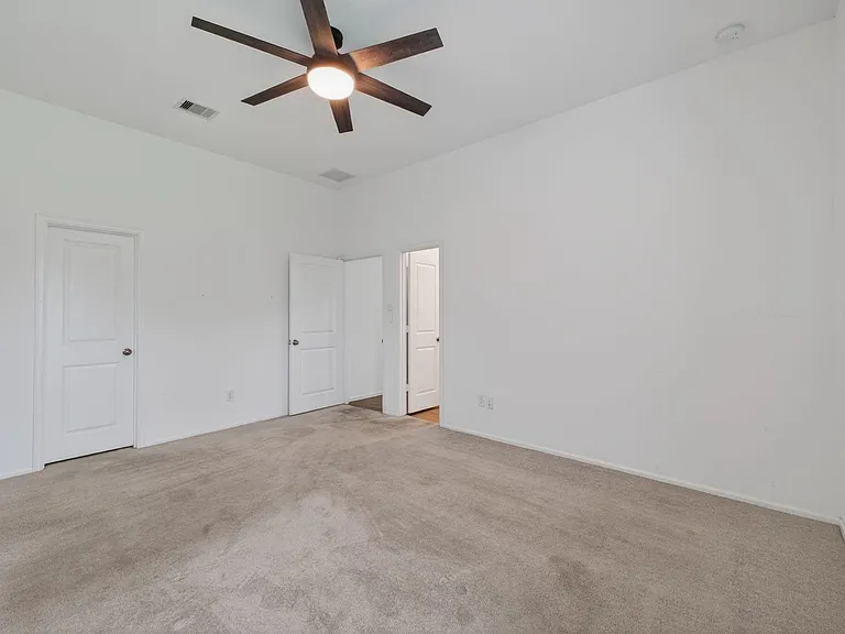 1519 Twilight Green Dr — Photo 18