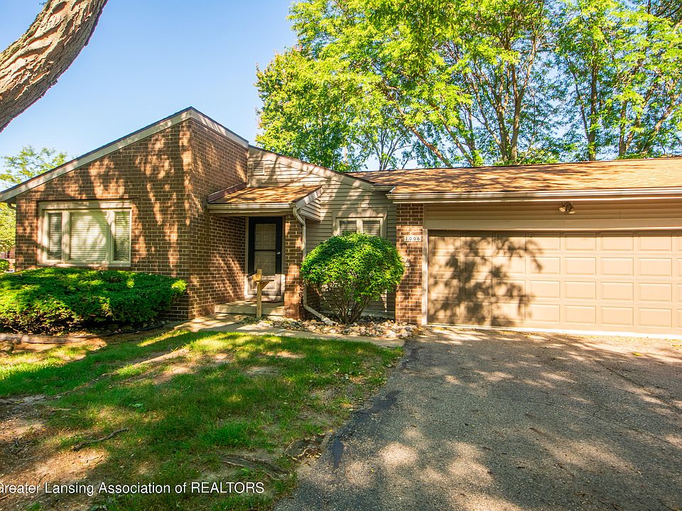 1st image of 1008 Grenoble Cir