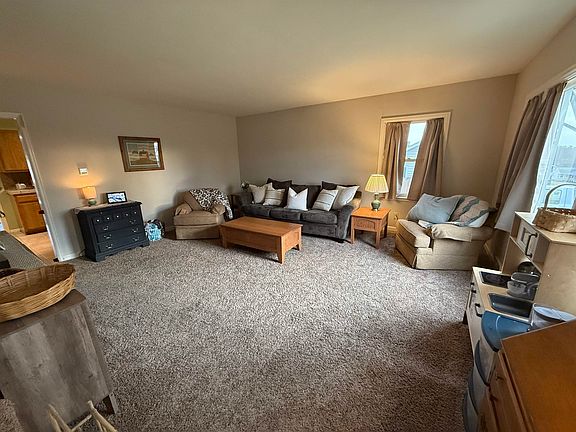 3rd image of 2160 Avalon Rd