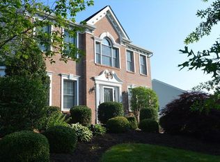 1014 Mayfair Dr, Canonsburg, PA