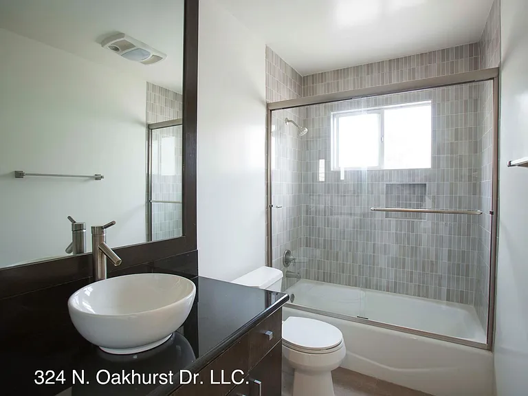 Ensuite Master Bathroom