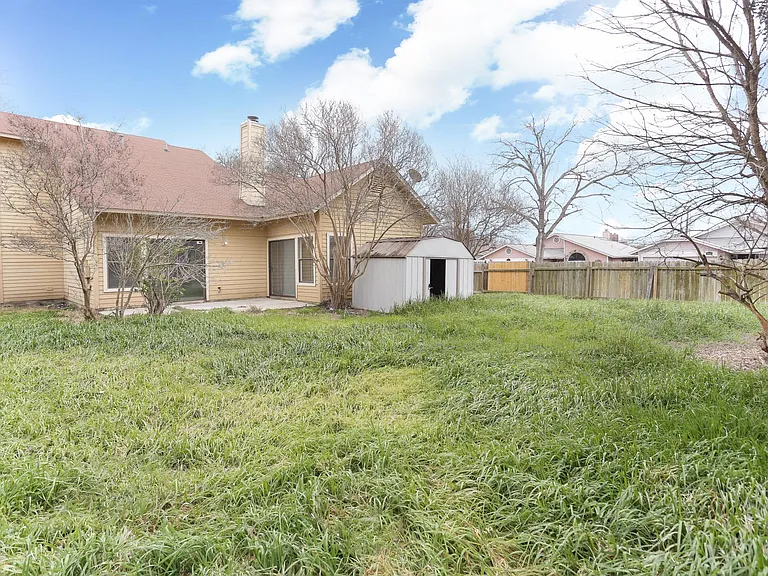 7107 Grassy Trl — Photo 21