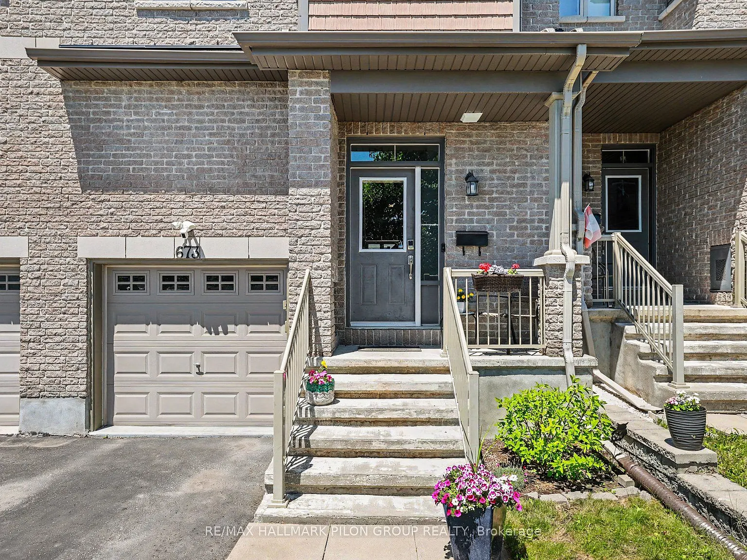 3 bed, $2,800 — Photo 2