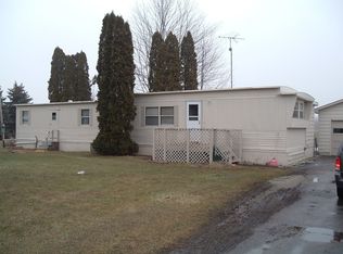 11649 S Green Rd, Riverdale, MI 48877