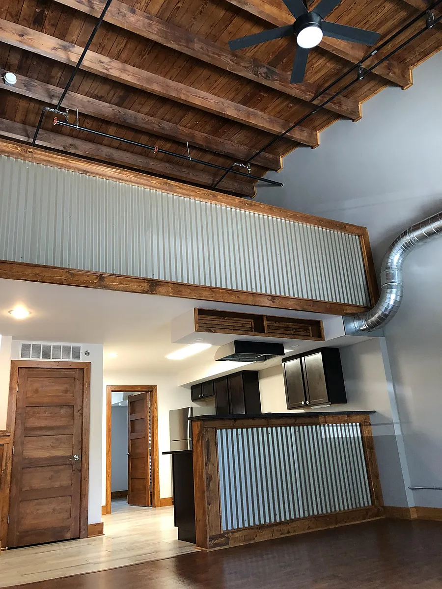 Building Photo - 320 S 7th St #E