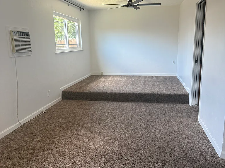 6012 Hesketh Dr — Photo 11