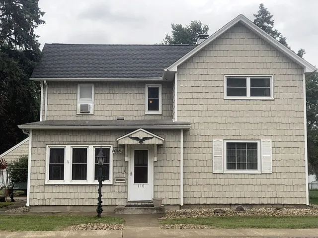 116 Van Buren St photo 1