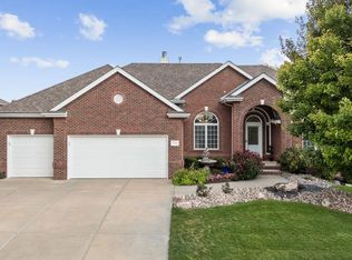 10101 S 173rd Cir, Omaha, NE 68136
